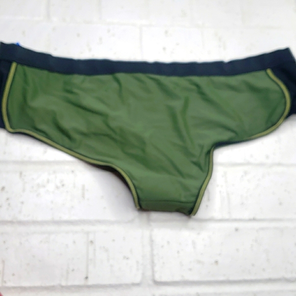 Any 2 for $15New! Vanilla/ Beach Bikini Bottom - Picture 4 of 6